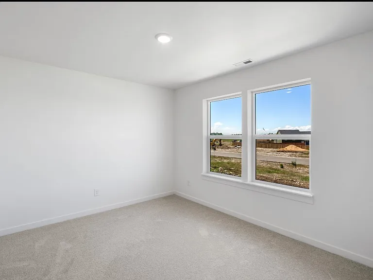 804 Accolade Loop — Photo 28