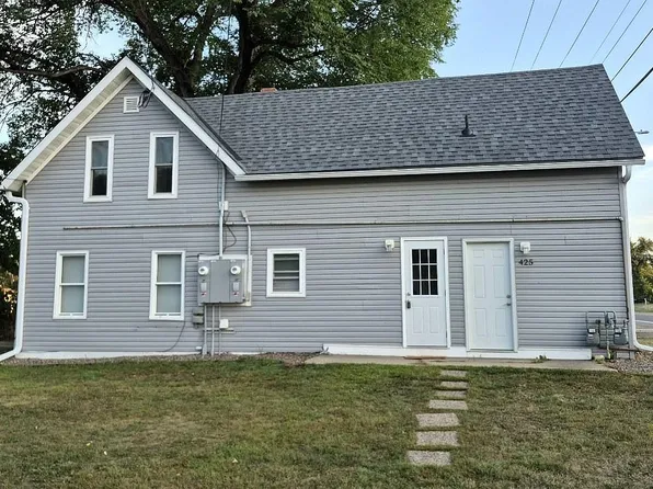 425 Ohio St W, Cannon Falls, MN 55009