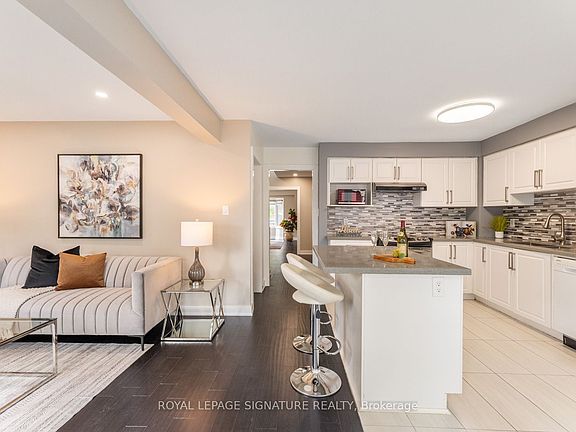 4th image of 2053 Blue Ridge Cres