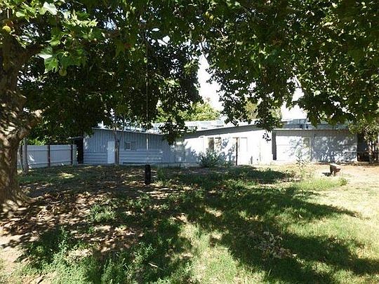 1st image of 215 W 19th Ave