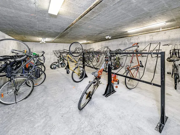 7445 120th St #414, Delta, BC V4C 0B3