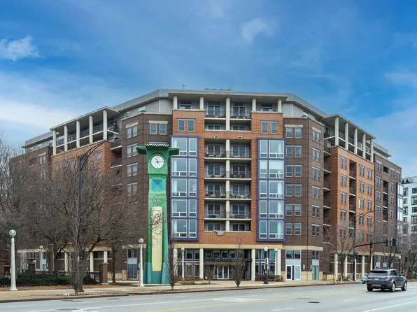 437 W Division St APT 808, Chicago, IL 60610