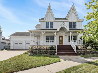 1605 Kohler Ct, Waunakee, WI 53597