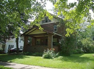 210 S 4th St, Mount Horeb, WI 53572