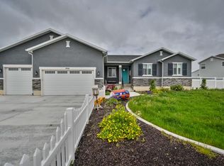 2916 W 2550 N, Clinton, UT 84015