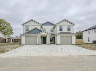 3808 Huntington Dr, Denton, TX 76209
