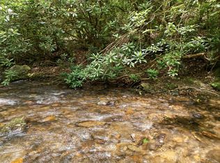 84 Pounding Mill Crk, Hayesville, NC 28904
