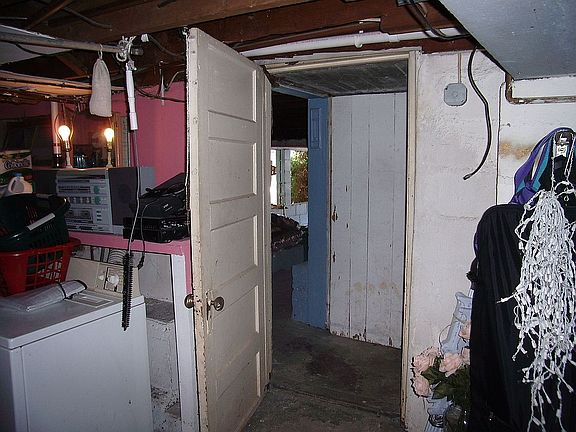 5th image of 24 Morrissey Dr