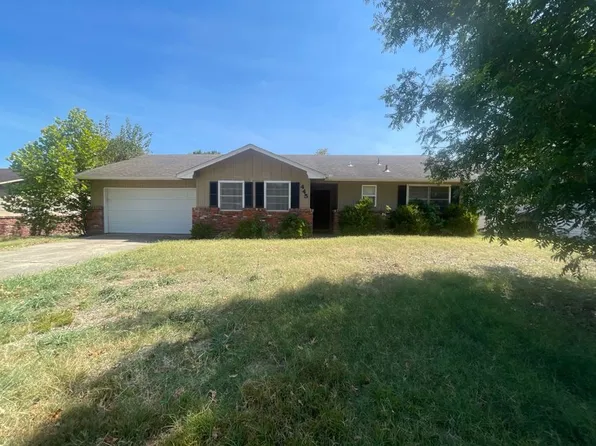 445 Grandview Blvd, Muskogee, OK 74403