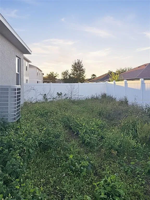 3 bed, 2.0 bath, 1632 sqft, $1,800 — Photo 4