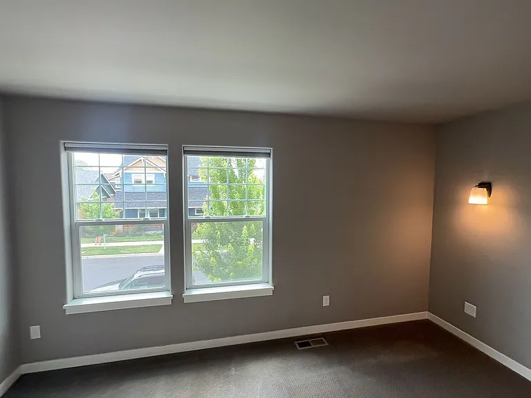 2728 NE Black Oak Pl — Photo 16