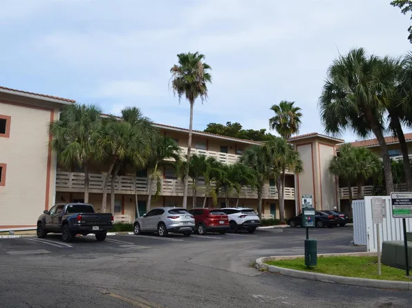 3205 NW 103rd Ter, Coral Springs, FL