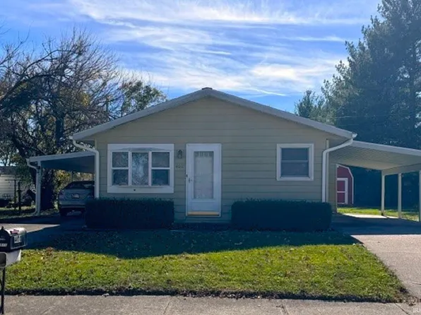 4009 W Curry Ct, Bloomington, IN 47403