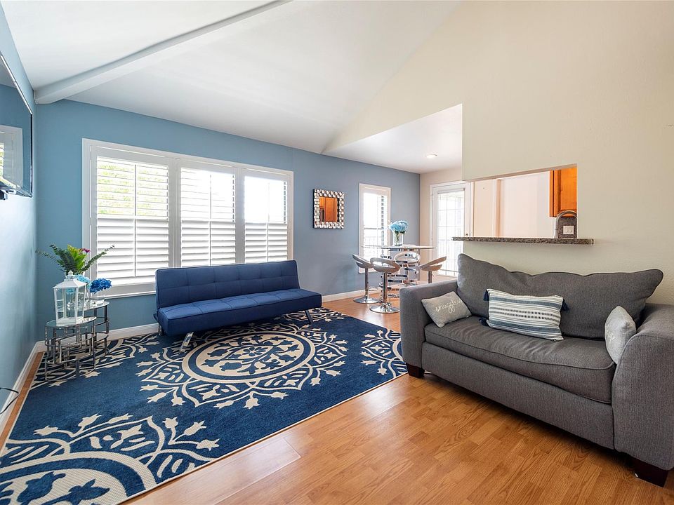 1st image of 3999 NW 87th Avenue #3999