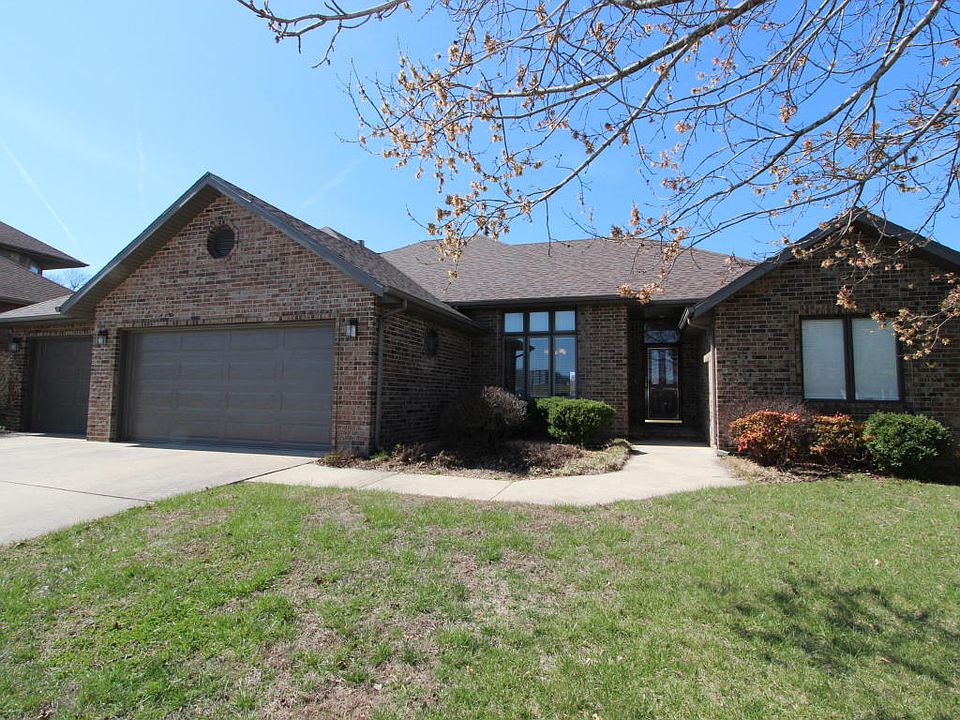 1st image of 1705 N Gregory Dr