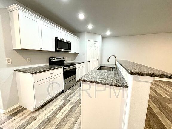 5th image of 1304 N Dover Ave #A
