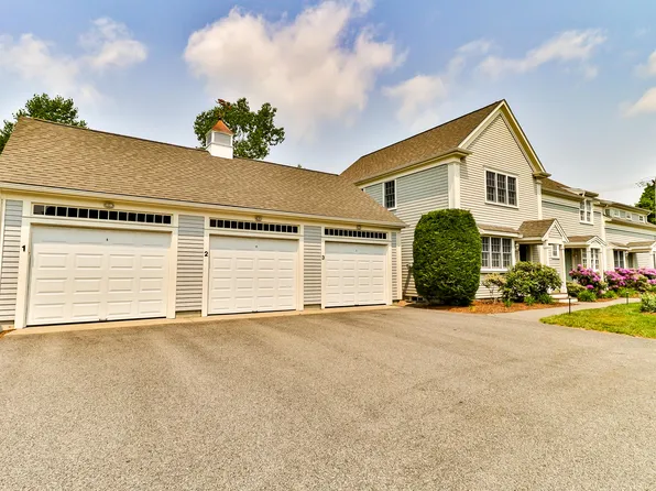 56 Carriage Shop Road #3U, East Falmouth, MA 02536