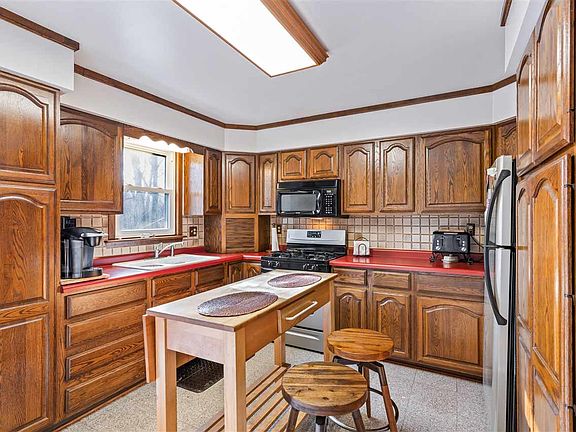3rd image of 1418 Michigan Ave