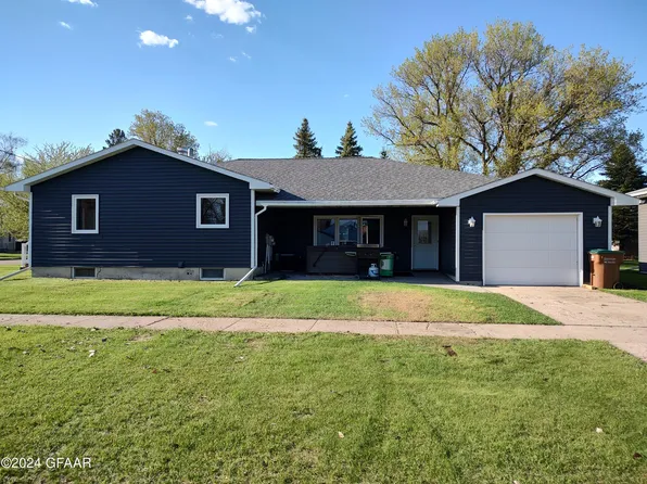 311 George St, Drayton, ND 58225
