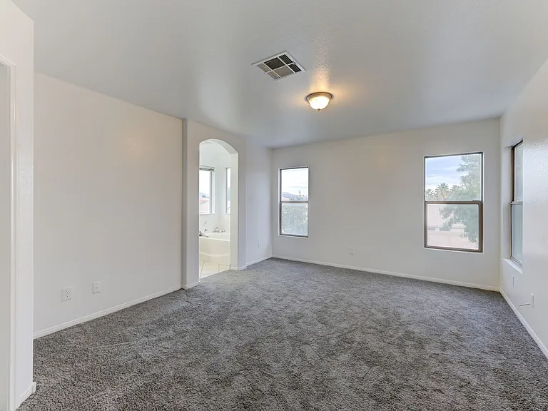 4548 Grand Rock Dr — Photo 4