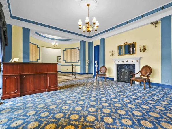 106-15 Queens Boulevard image 8 of 22