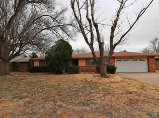 3717 Ray Hardy Dr, Clovis, NM 88101