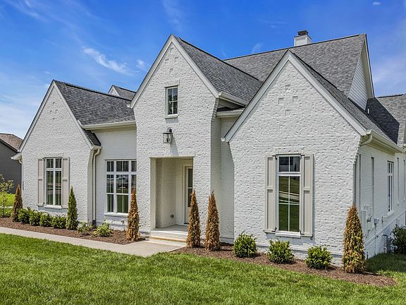 2nd image of 4793 Woodrow Pl