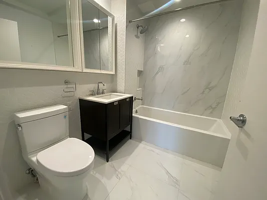 Rented by Zjama Realty Corp | media 5