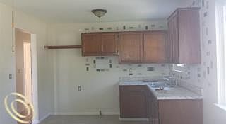 2nd image of 1404 S Hubbard St
