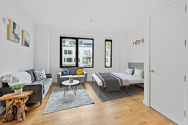 1st image of 123 Melrose St APT 447