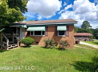 2905 Four Seasons Blvd, Greensboro, NC 27406