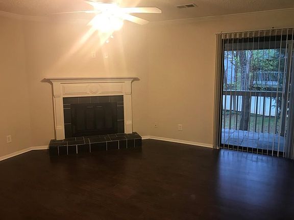 5th image of 2162 Palmyra Dr