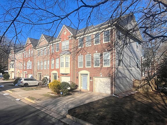 3rd image of 8750 Mill Towns Ct