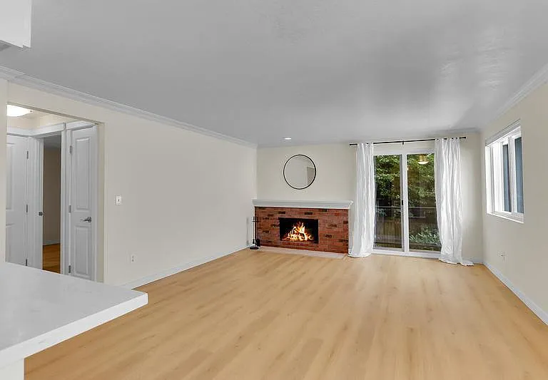 1752 NW 57th St #2 — Photo 3
