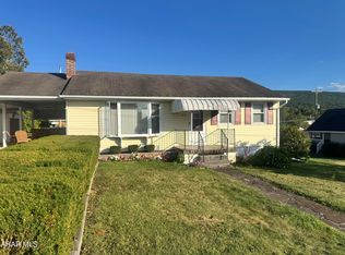 809 E Hudson Ave, Altoona, PA 16602