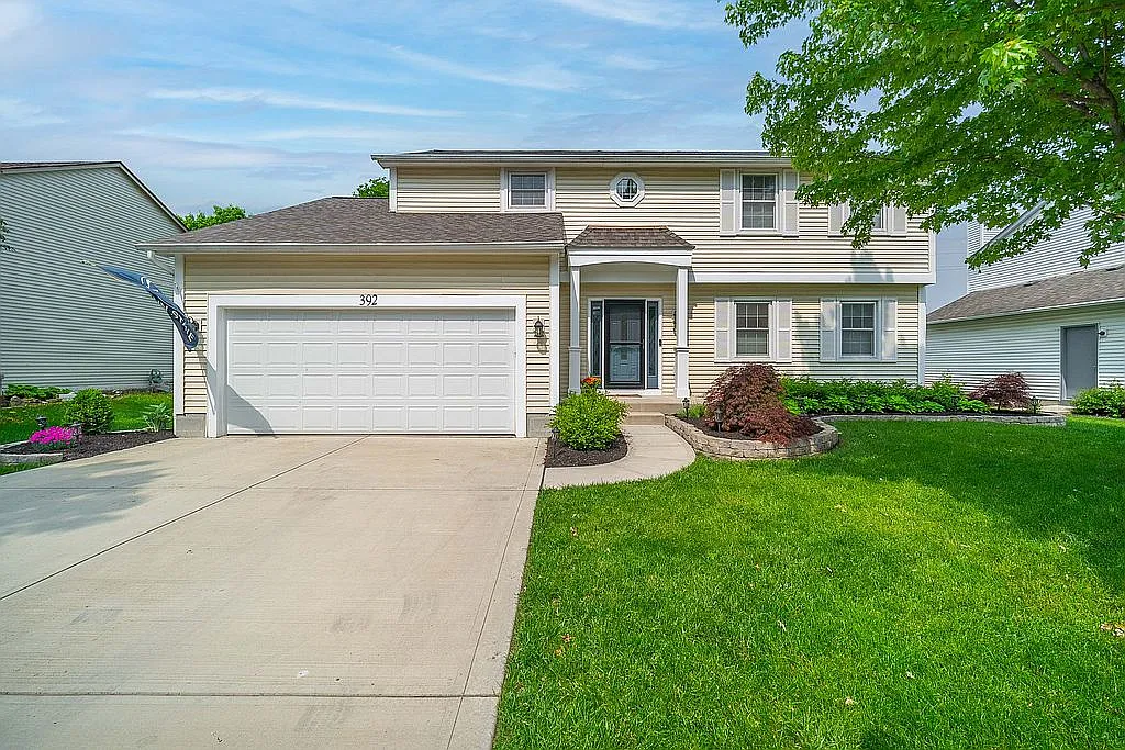 392 Hearthstone Dr photo 1