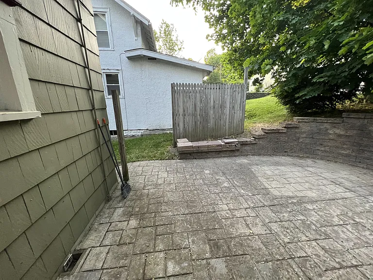 519 School St — Photo 11