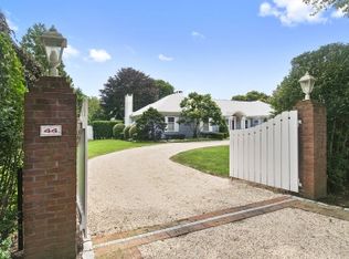 44 Christopher St, Southampton, NY 11968