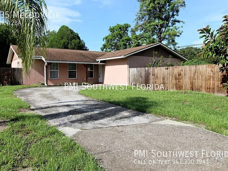 635 Melody Cir — Photo 1