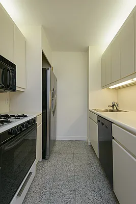 Rented by Corcoran | media 18