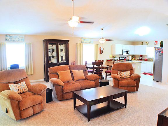 5th image of 30 Sherrington Dr