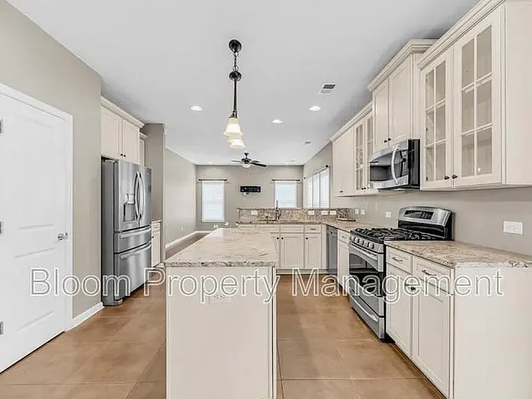 8423 Taylor Plantation Rd — Photo 12