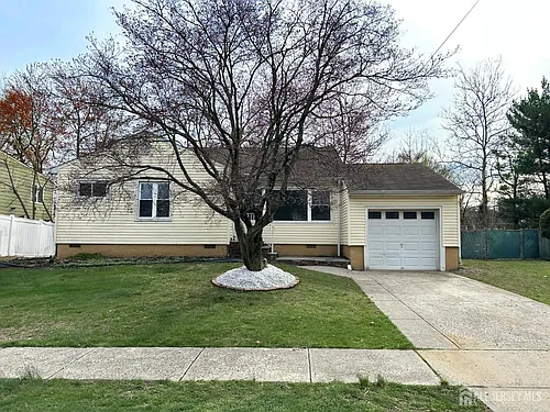 36 Arden St Photo 1