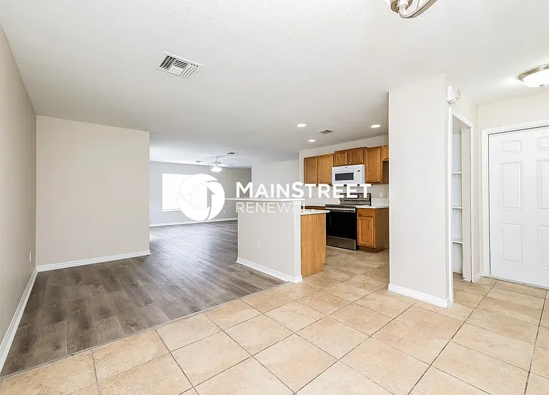 480 Danube Dr — Photo 5