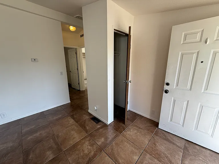 10110 217th Avenue Ct E — Photo 32