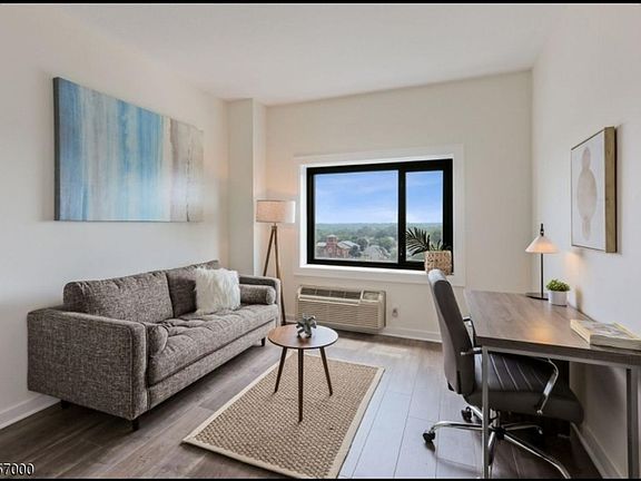 3rd image of 1 Carriage City Plz APT 602