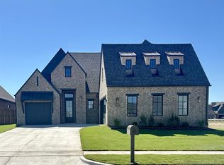 2619 W South Park Pl, Broken Arrow, OK 74011