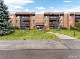 1349 Tattersall Rd, Dayton, OH 45459