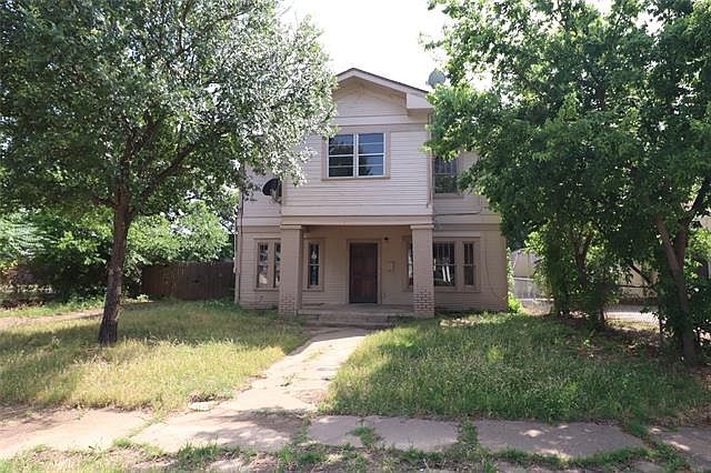1st image of 307 W Adams St