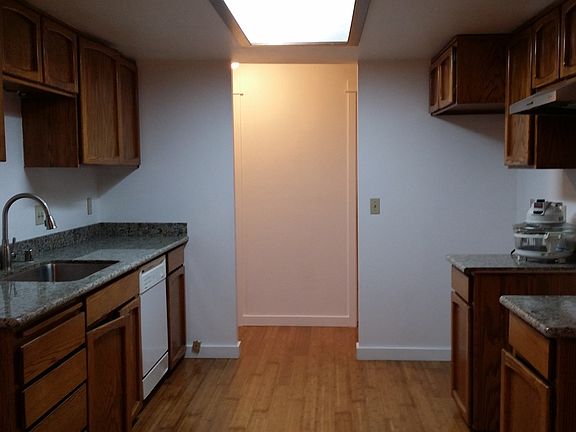 3rd image of 8818 E East St